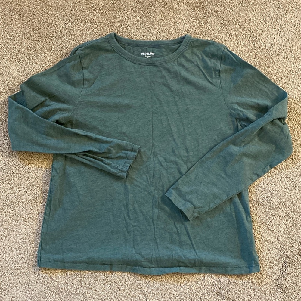 Green Old Navy long sleeve